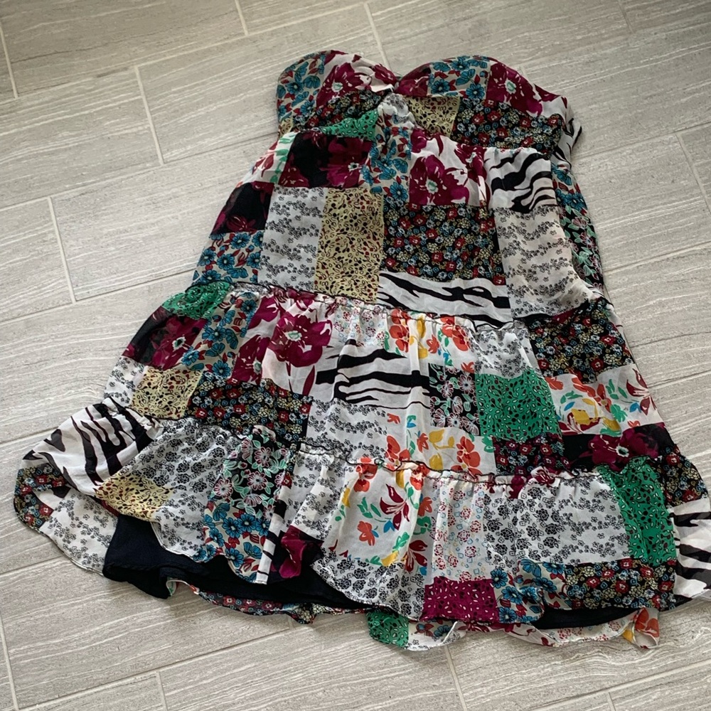 Guess black multi colored size 11 dress